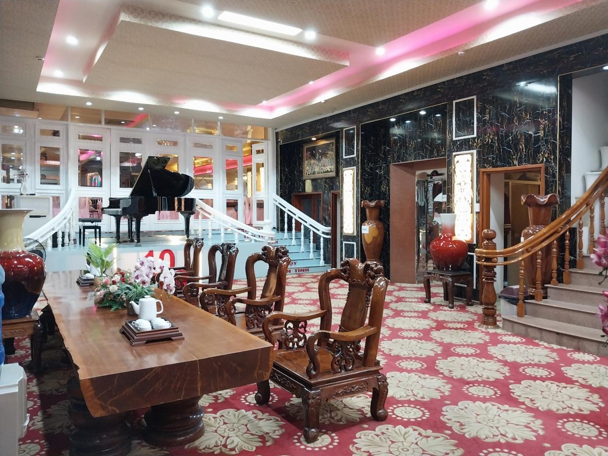 Nhat Quy Hotel Tay Ninh Екстер'єр фото