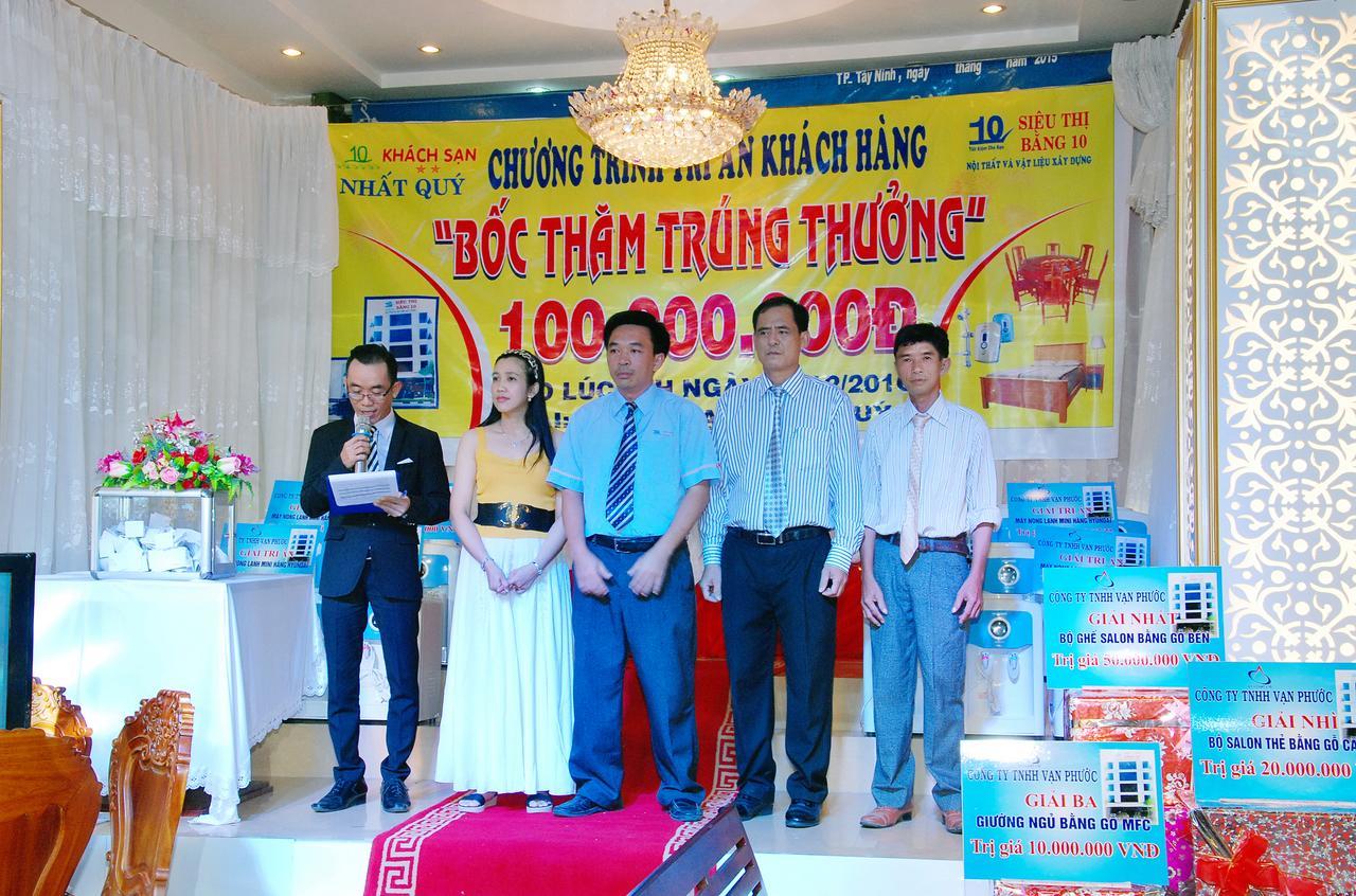 Nhat Quy Hotel Tay Ninh Екстер'єр фото